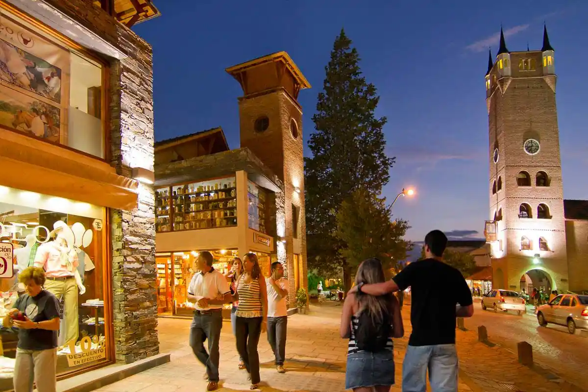 Vista de La Cumbrecita lista para una caminata de dia completo